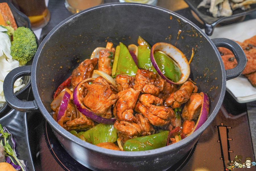 聞雞起爐 火鍋 鍋物 聚餐 香港鍋物 港式 港味 香港人開的 獨家 高雄美食 高雄港式美食