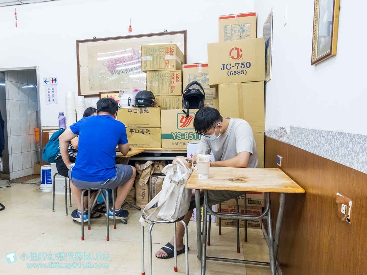 [高雄冰品]陳Q古早味黑砂糖剉冰(典欣黑砂糖剉冰總店)/必加古早味布丁/黑砂糖漿又濃又香/高雄冰品推薦