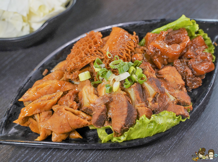 聞雞起爐 火鍋 鍋物 聚餐 香港鍋物 港式 港味 香港人開的 獨家 高雄美食 高雄港式美食