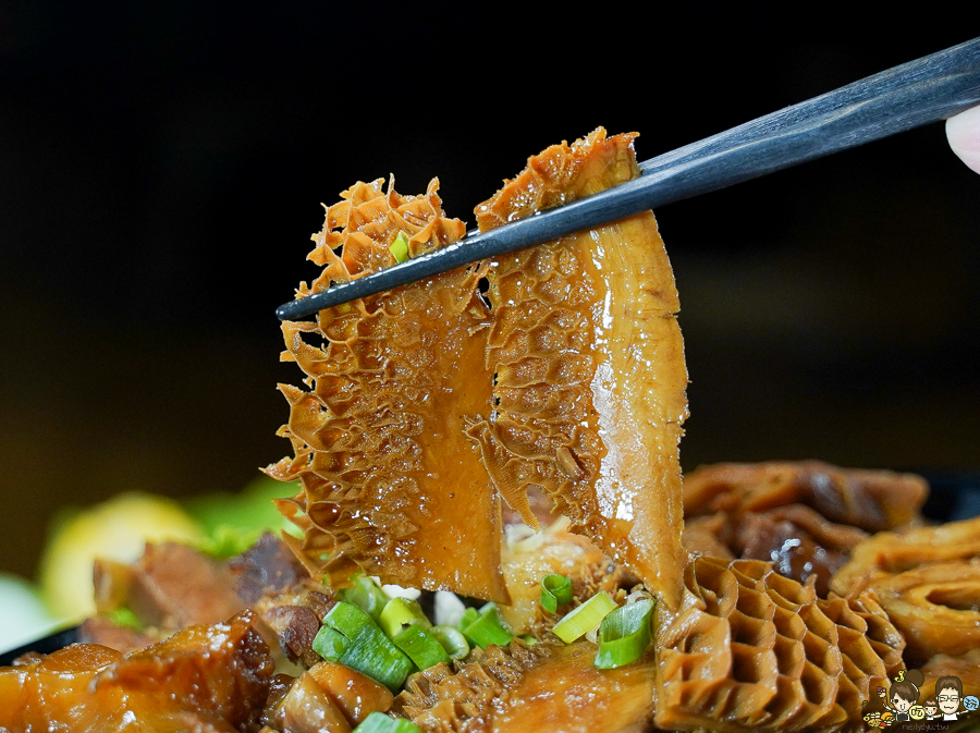 聞雞起爐 火鍋 鍋物 聚餐 香港鍋物 港式 港味 香港人開的 獨家 高雄美食 高雄港式美食