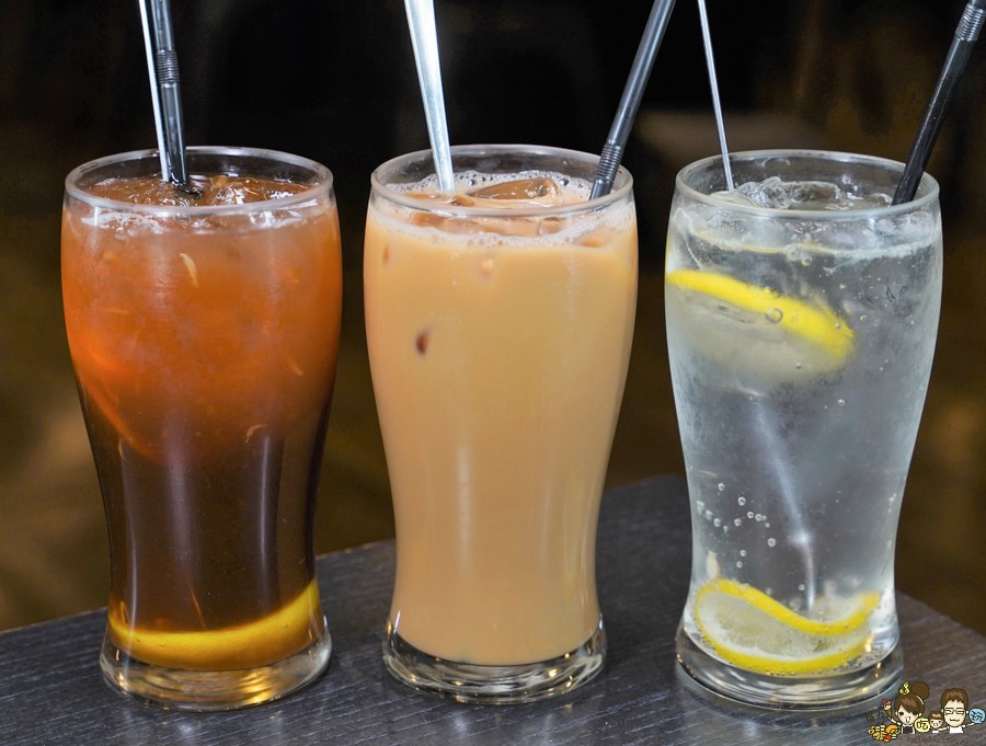 聞雞起爐 火鍋 鍋物 聚餐 香港鍋物 港式 港味 香港人開的 獨家 高雄美食 高雄港式美食