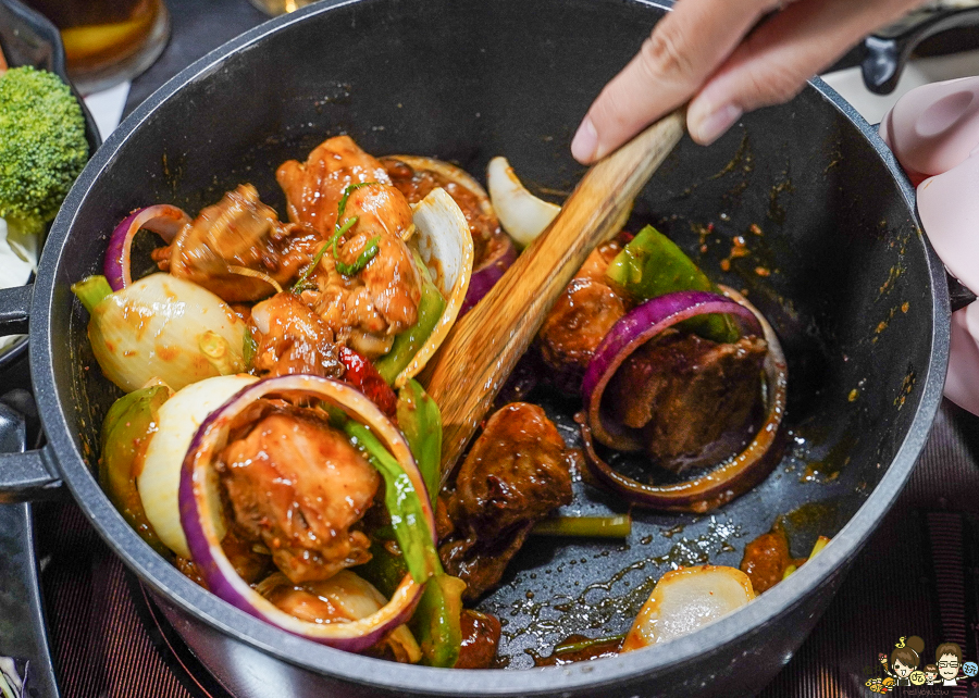 聞雞起爐 火鍋 鍋物 聚餐 香港鍋物 港式 港味 香港人開的 獨家 高雄美食 高雄港式美食