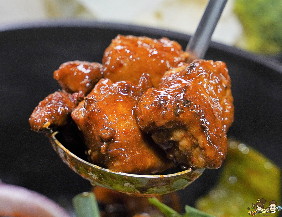 聞雞起爐 火鍋 鍋物 聚餐 香港鍋物 港式 港味 香港人開的 獨家 高雄美食 高雄港式美食