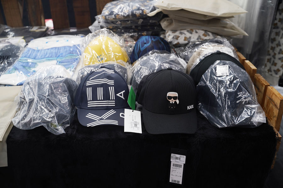 日本潮牌 美國潮牌 球鞋 帽子 賀野購物 最好買 最便宜 優惠 暢銷 台南首選 