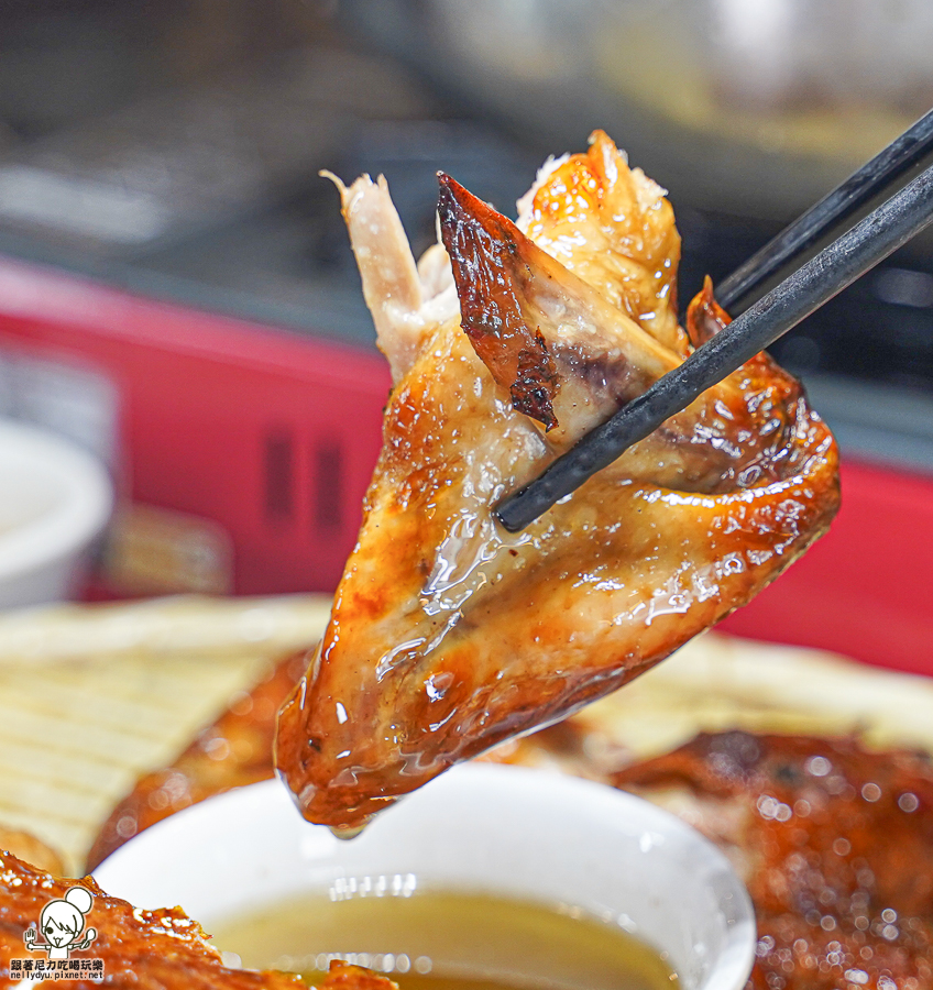 嘉義美食 甕窯雞 烤雞 脆皮烤雞 砂鍋魚頭 功夫料理 私房菜 交流道 必吃 嘉義