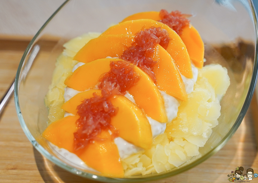 禾苑 甘蔗冰 冰友卡 吃冰 高雄必吃 高雄好吃冰 冰品 天然 好吃 健康 排隊 巨蛋商圈