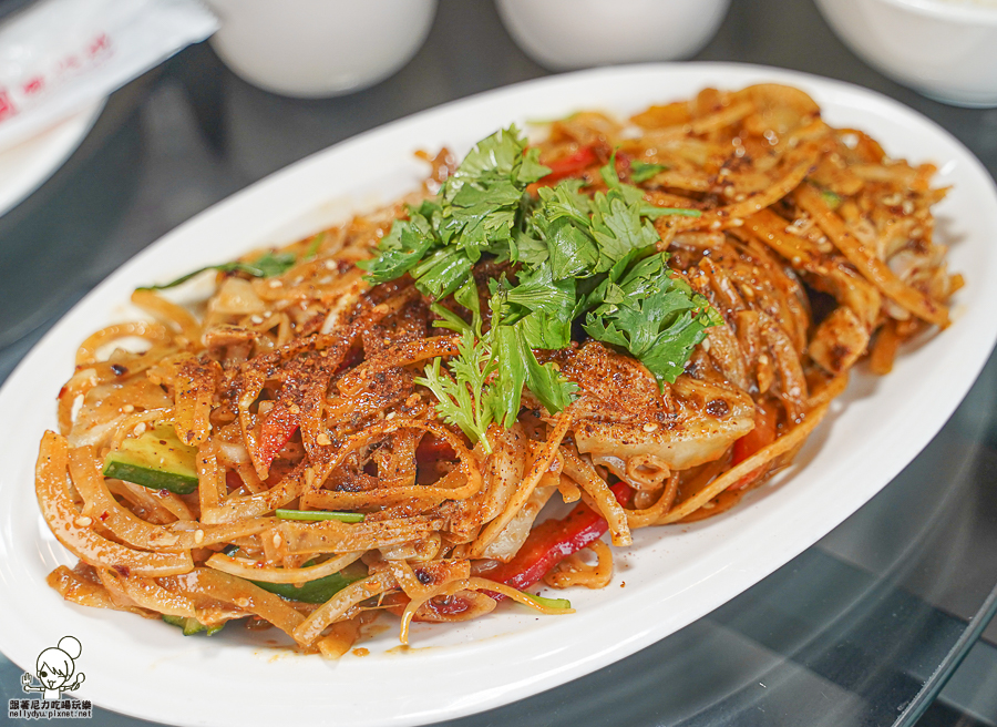 嘉義美食 甕窯雞 烤雞 脆皮烤雞 砂鍋魚頭 功夫料理 私房菜 交流道 必吃 嘉義