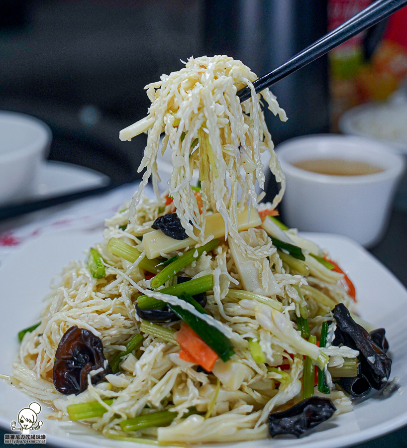 嘉義美食 甕窯雞 烤雞 脆皮烤雞 砂鍋魚頭 功夫料理 私房菜 交流道 必吃 嘉義