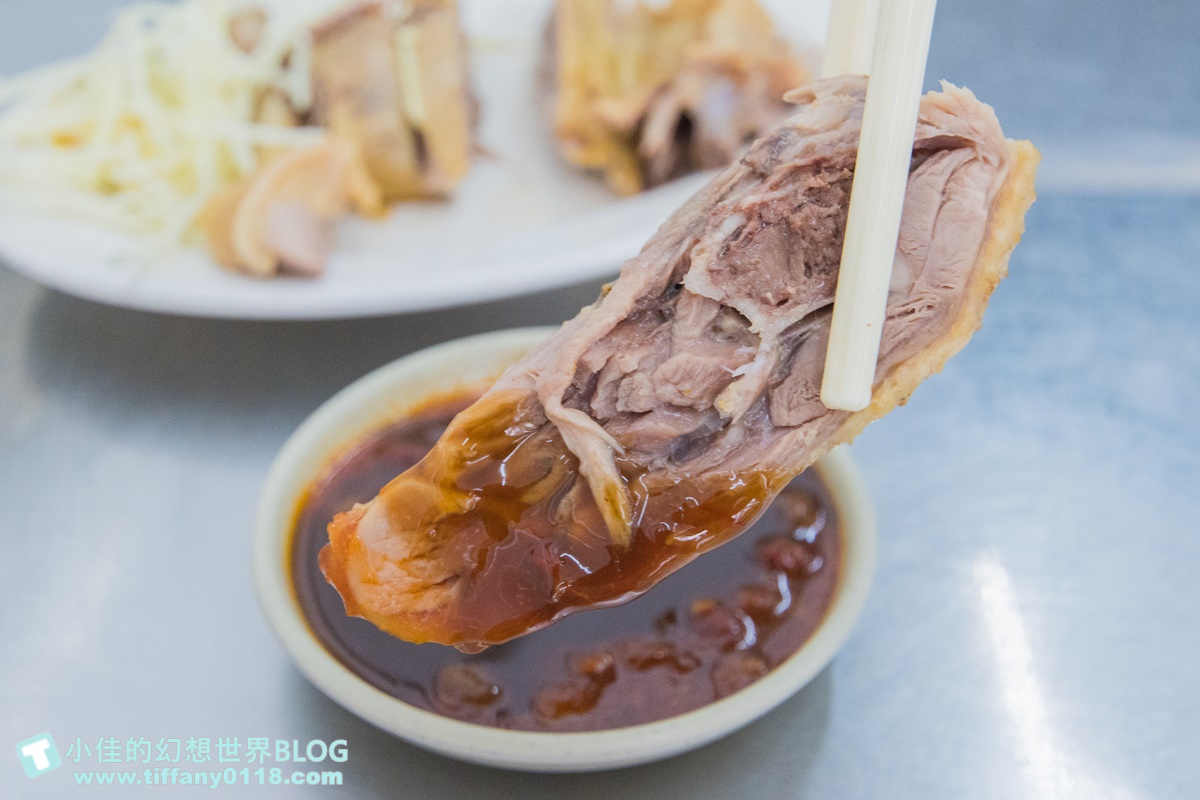 [高雄美食]冬粉王(附菜單)/愛吃豬內臟的人會喜歡/推乾冬粉必點/鹽埕區美食推薦