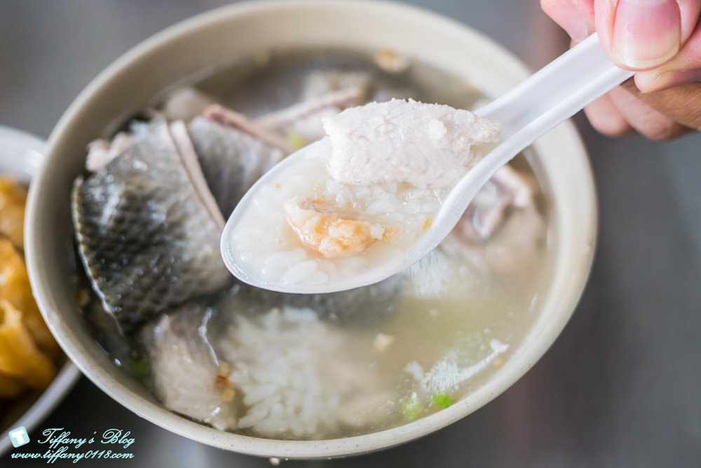 [台南‧安平區]王氏魚皮/文章牛肉湯旁邊必吃早餐美食/附停車場可免費停車