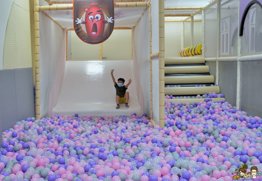宜蘭住宿 頭城 好玩 親子 訂房 推薦住宿 家庭 景致 龜山島 蘭陽平原 蘭陽烏石港海景酒店