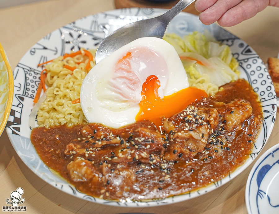 寵物友善 貓咪餐廳 港點 港式 香港人 好吃 高雄美食 港點必吃 甜點 港式蛋塔