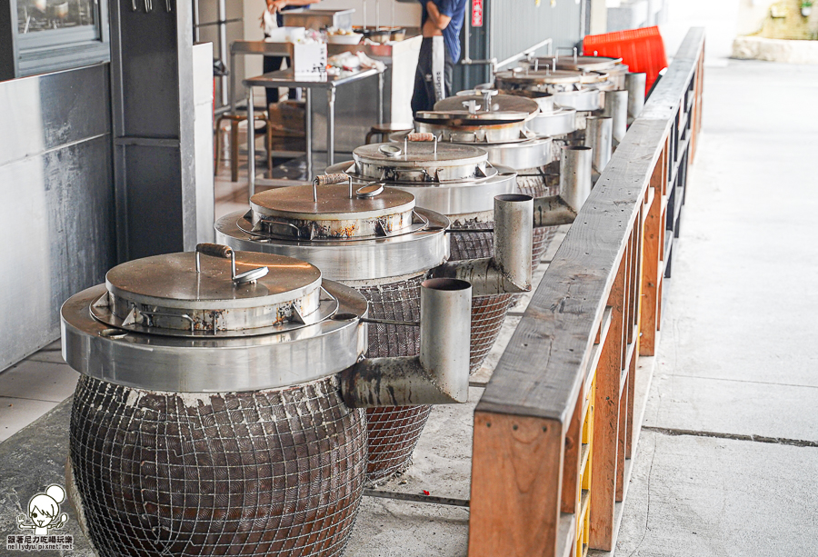 嘉義美食 甕窯雞 烤雞 脆皮烤雞 砂鍋魚頭 功夫料理 私房菜 交流道 必吃 嘉義