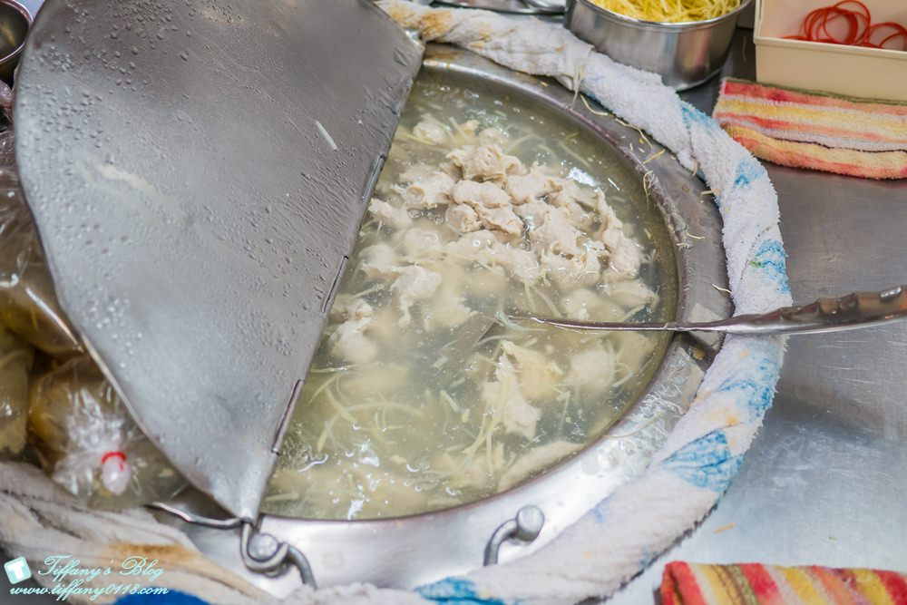 [台南‧美食]一味品碗粿(永樂市場)/在地人激推比富盛號更好吃的老味道!!