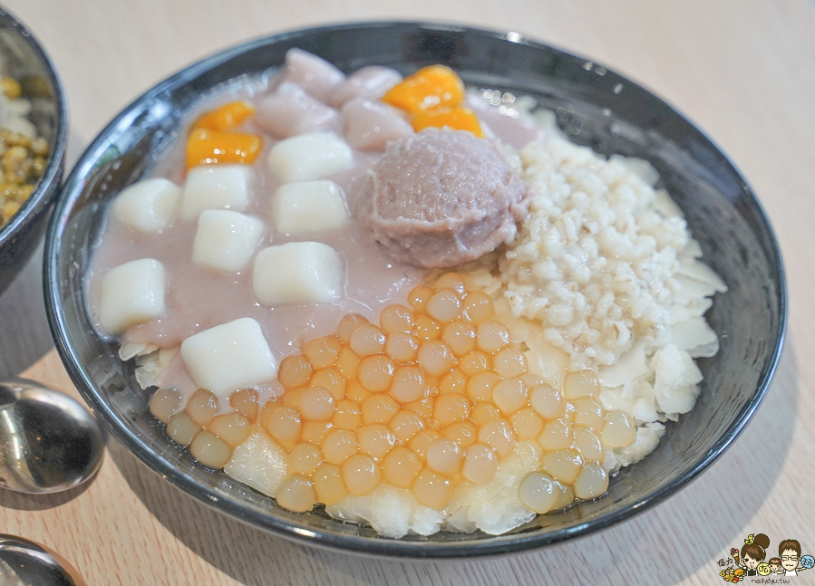 禾苑 甘蔗冰 冰友卡 吃冰 高雄必吃 高雄好吃冰 冰品 天然 好吃 健康 排隊 巨蛋商圈