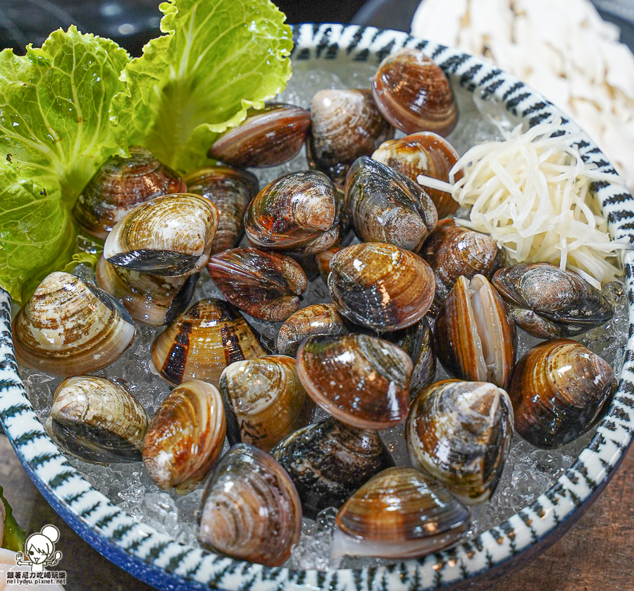 高雄火鍋推薦 推薦 好吃 火鍋 親子 聚會 家庭 上官木桶鍋 凹子底 和牛 商務聚餐 包場 