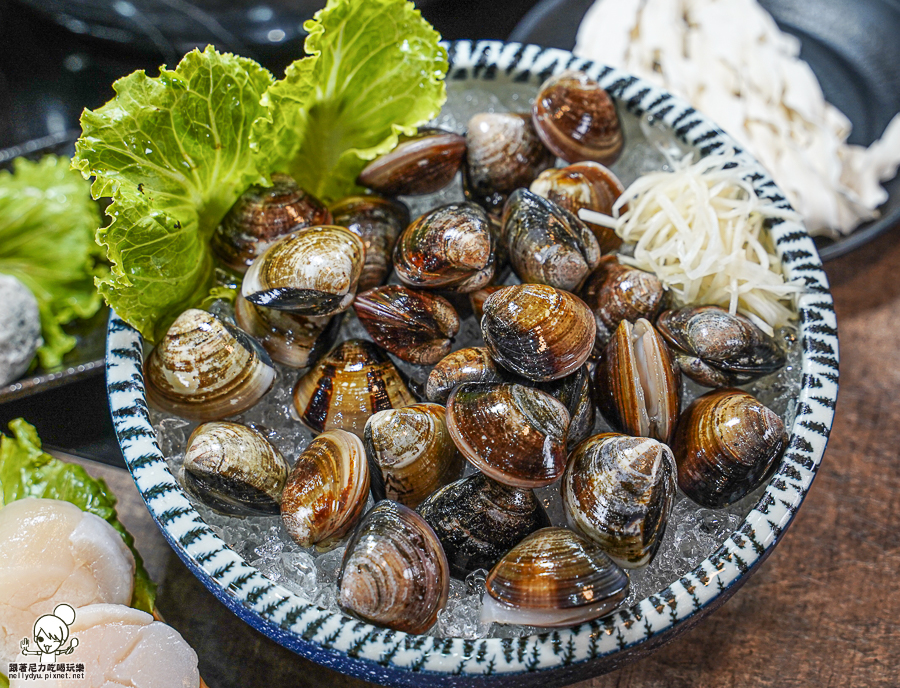 高雄火鍋推薦 推薦 好吃 火鍋 親子 聚會 家庭 上官木桶鍋 凹子底 和牛 商務聚餐 包場 