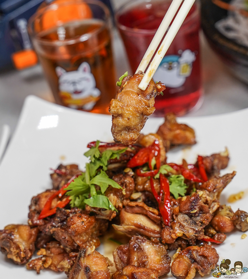 高雄熱炒 熱炒推薦 美食 海鮮 漁夫廚房 超人氣 排隊 聊癒杯 台灣IP 限量 限定