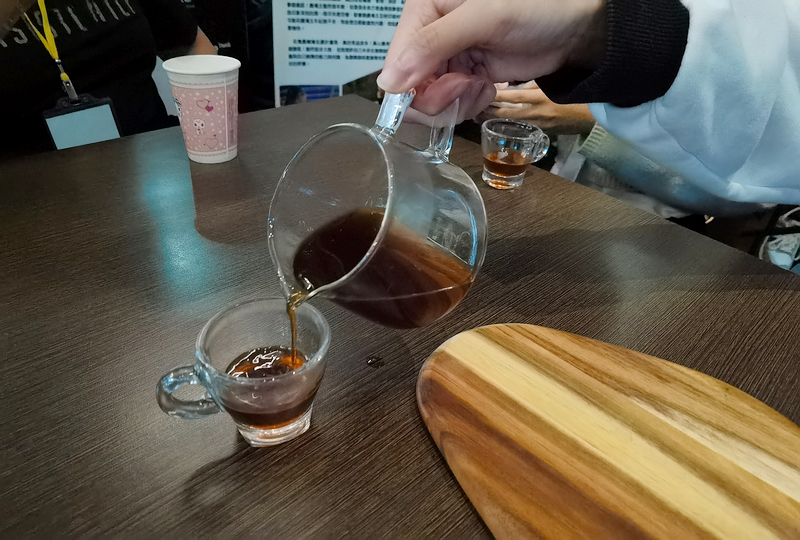 桃園北橫探險節|鑫園馬告咖啡烘豆體驗/高遶溪古圳步道一日遊行程