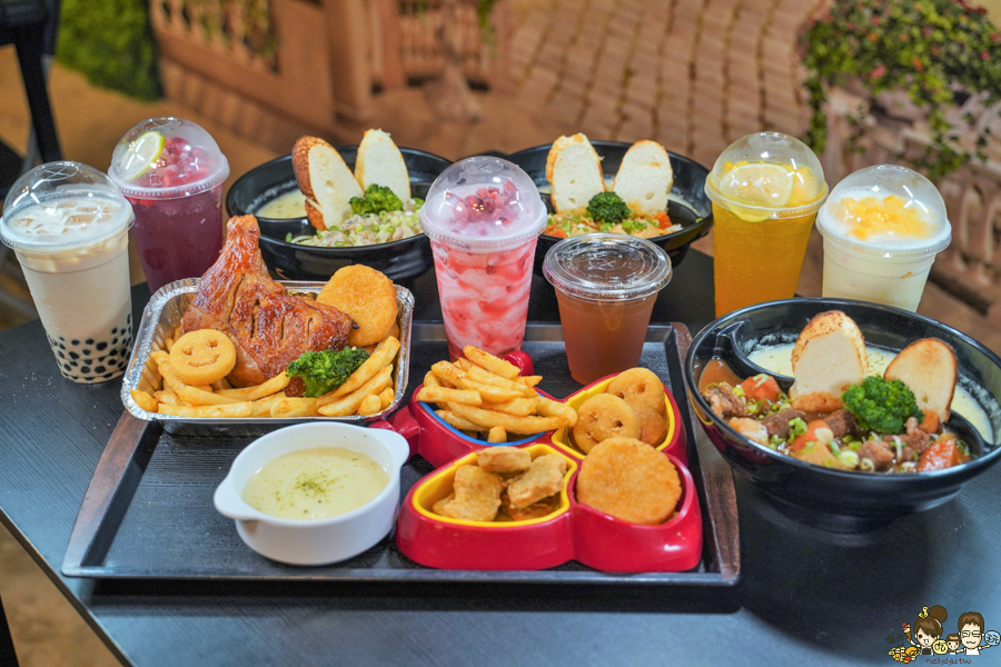 台中景點 台灣旅遊 台中旅遊 親子 親子旅遊 互動 兒童 玩樂 網美拍照 景點 夢幻 歐洲 耶誕