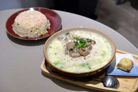 新竹美食│春華拌麵。光華迷宮裡的一盞明燈* 新竹美食│春華拌麵。光華迷宮裡的一盞明燈*