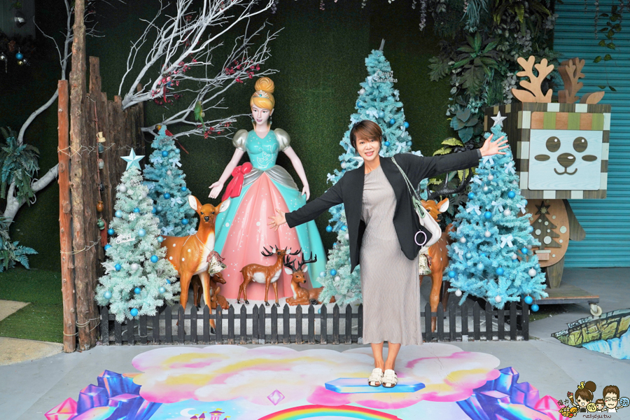 台中景點 台灣旅遊 台中旅遊 親子 親子旅遊 互動 兒童 玩樂 網美拍照 景點 夢幻 歐洲 耶誕