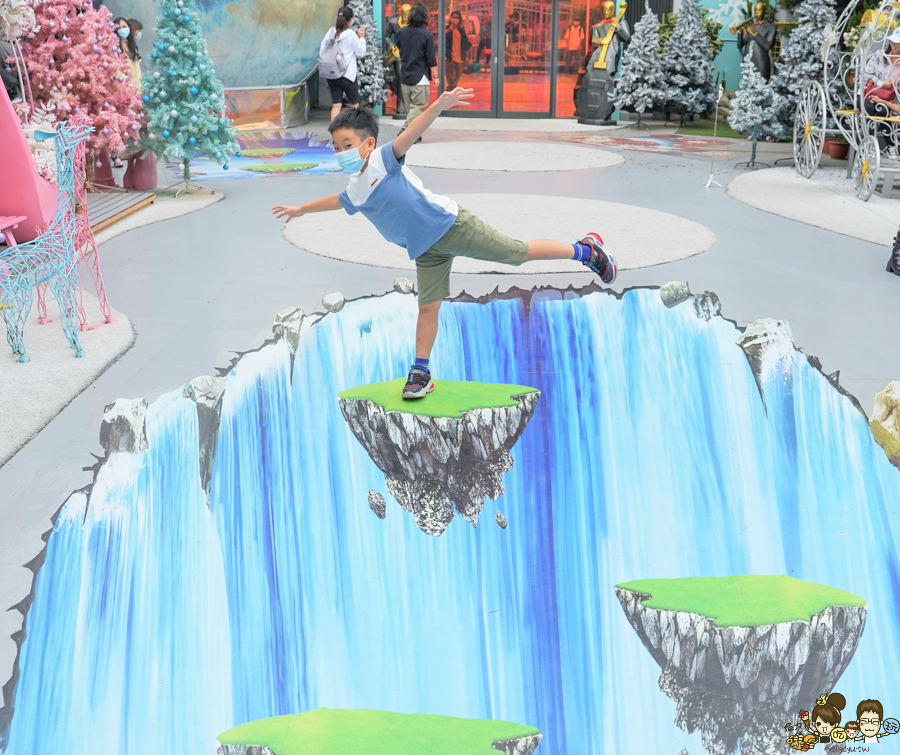 台中景點 台灣旅遊 台中旅遊 親子 親子旅遊 互動 兒童 玩樂 網美拍照 景點 夢幻 歐洲 耶誕