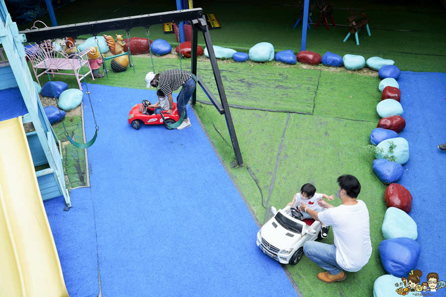 台中景點 台灣旅遊 台中旅遊 親子 親子旅遊 互動 兒童 玩樂 網美拍照 景點 夢幻 歐洲 耶誕