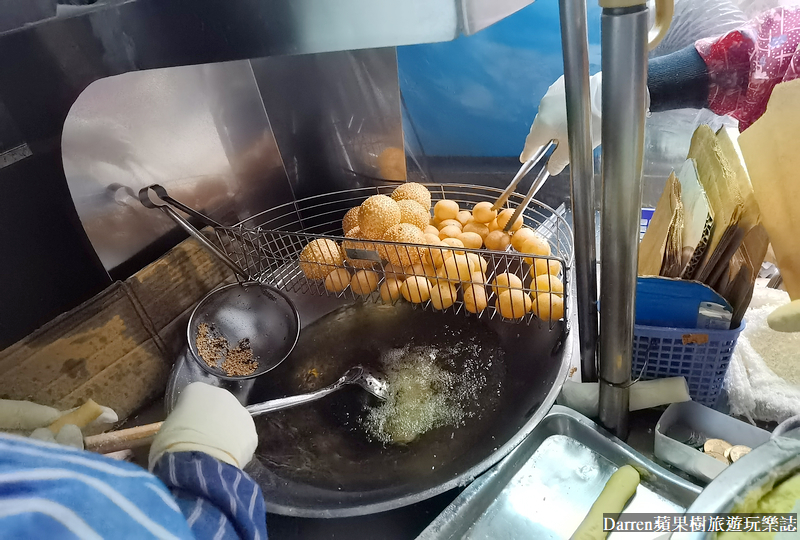 新莊美食|新莊地瓜球芝麻球/隱藏巷弄抽號碼牌巷弄美食(價位)