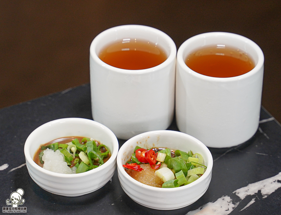 王宮鍋物 新堀江 美食 推薦 聚餐 鍋物 海鮮 肉盤 大肉盤 約會 商務聚會