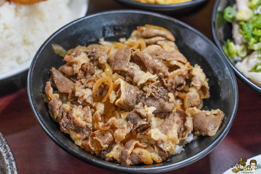 高雄蓋飯 咖哩飯 美食 平價 好吃 快速 炸物 可樂餅 天澤日食 好吃 推薦