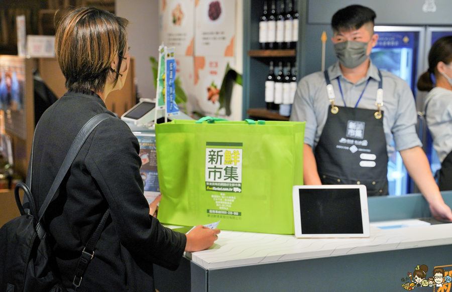 漢神百貨 快閃櫃 新鮮市集 海鮮 龍蝦 白蝦 干貝 魚 新鮮 團購 宅配