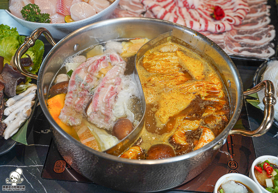 王宮鍋物 新堀江 美食 推薦 聚餐 鍋物 海鮮 肉盤 大肉盤 約會 商務聚會