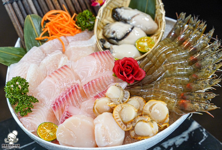 王宮鍋物 新堀江 美食 推薦 聚餐 鍋物 海鮮 肉盤 大肉盤 約會 商務聚會