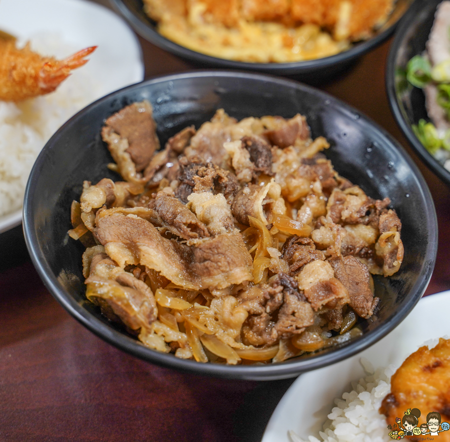 高雄蓋飯 咖哩飯 美食 平價 好吃 快速 炸物 可樂餅 天澤日食 好吃 推薦