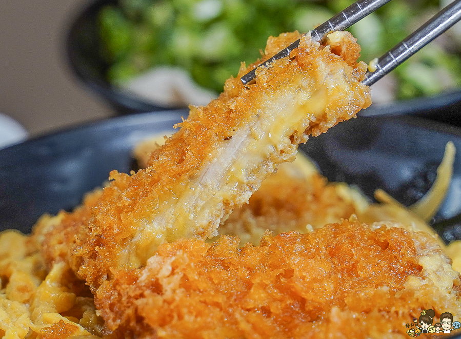 高雄蓋飯 咖哩飯 美食 平價 好吃 快速 炸物 可樂餅 天澤日食 好吃 推薦