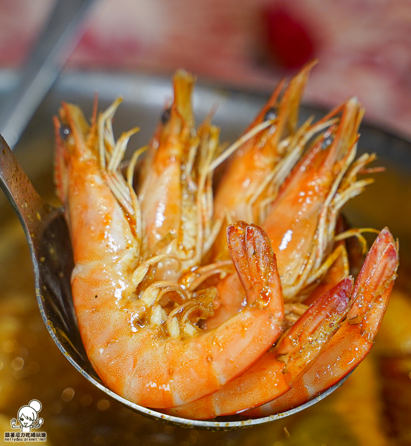 王宮鍋物 新堀江 美食 推薦 聚餐 鍋物 海鮮 肉盤 大肉盤 約會 商務聚會