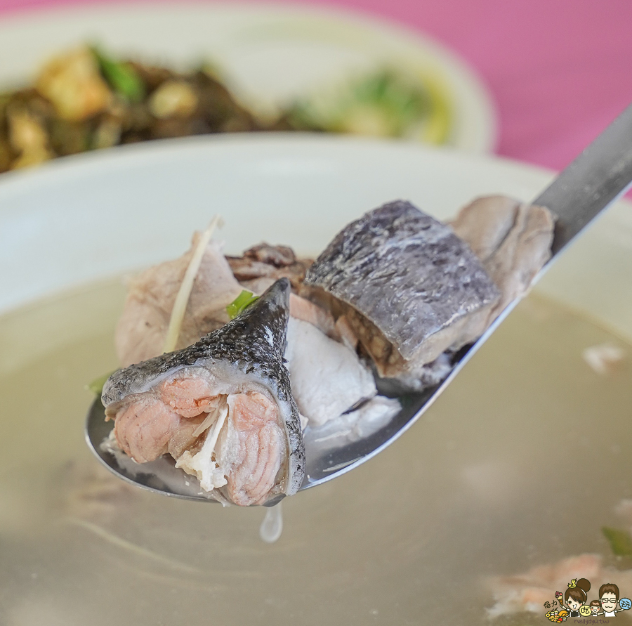 邱家生魚片 墾丁 恆春 百元生魚片 好吃 便宜 必吃 推薦 老店 老字號 