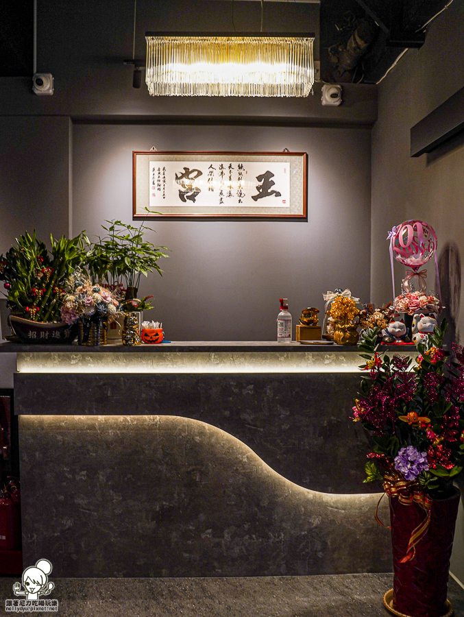 王宮鍋物 新堀江 美食 推薦 聚餐 鍋物 海鮮 肉盤 大肉盤 約會 商務聚會