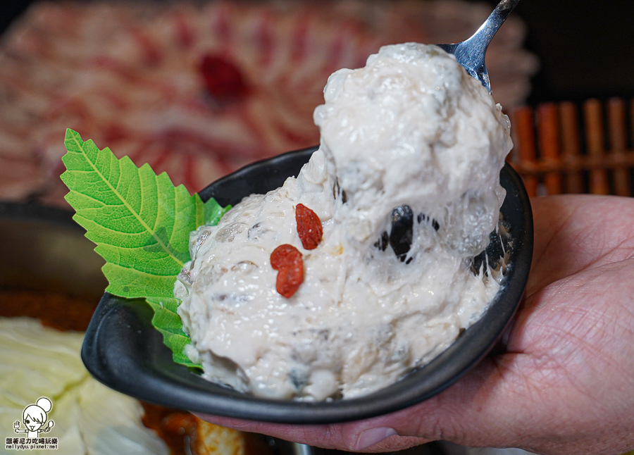 王宮鍋物 新堀江 美食 推薦 聚餐 鍋物 海鮮 肉盤 大肉盤 約會 商務聚會