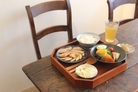 新竹美食│無恙輕食咖啡廳。在簡而有韻的質感空間，吃著無負擔的健康料理*