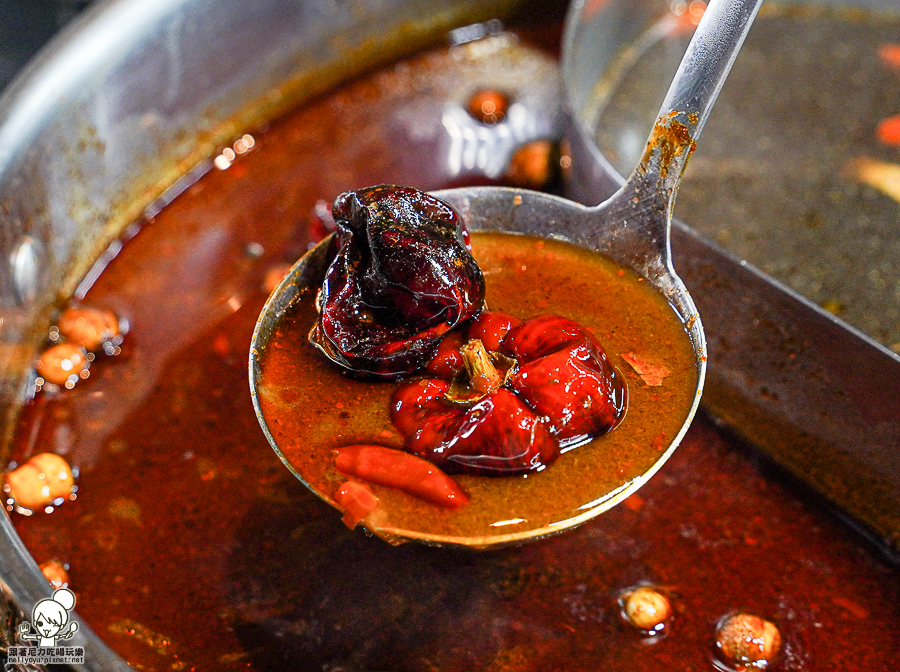 王宮鍋物 新堀江 美食 推薦 聚餐 鍋物 海鮮 肉盤 大肉盤 約會 商務聚會