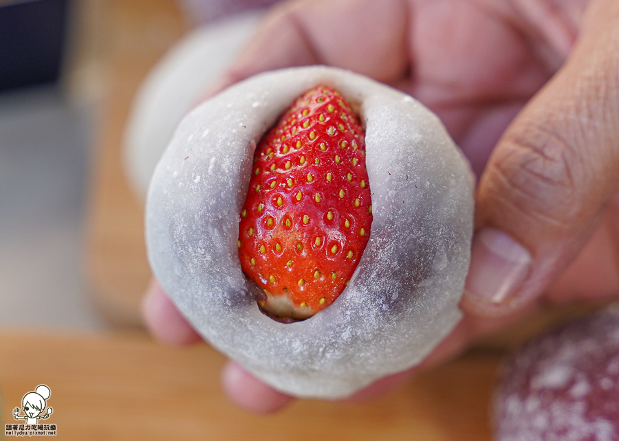 高雄伴手禮 春節禮盒 伴手禮 宅配 高雄美食 高雄團購 手工 麻糬 大福 草莓 限定