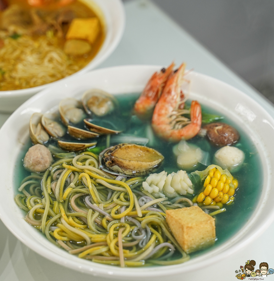 女巫泰泰 泰國 泰式 南洋 獨創 獨特 高雄麵食 牛肉麵 泰式奶茶 美食推薦 必吃