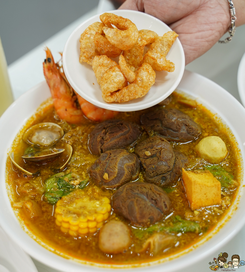 女巫泰泰 泰國 泰式 南洋 獨創 獨特 高雄麵食 牛肉麵 泰式奶茶 美食推薦 必吃