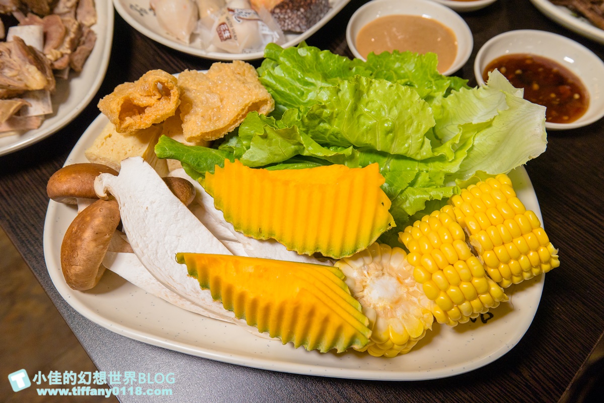 [吃到飽推薦]耀武羊威羊肉爐吃到飽(汐止店)/獨創六種湯頭+手撕羊技法/羊心羊腿羊骨隨通通有/汐止美食推薦