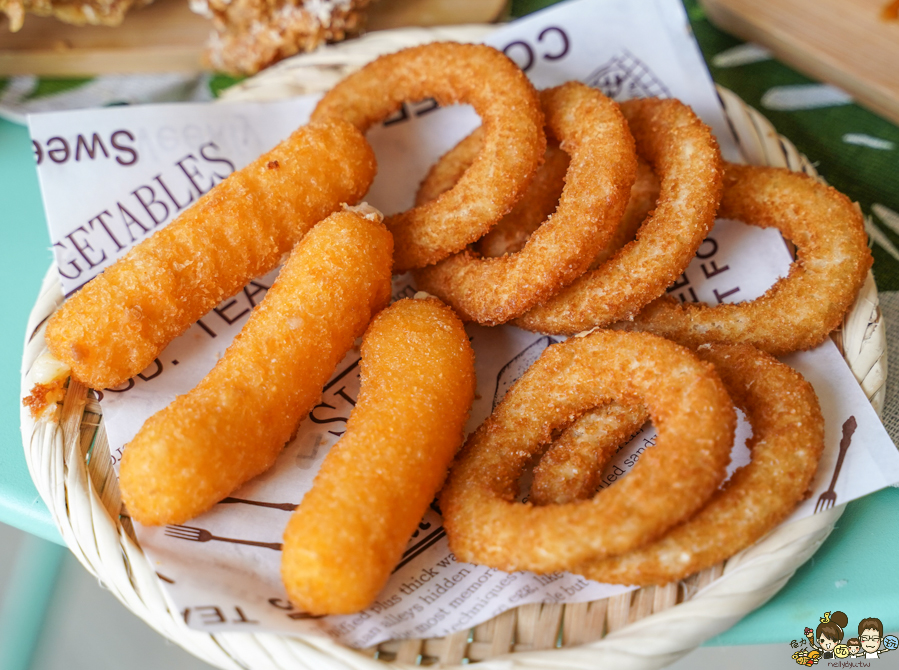 炸雞 韓式炸雞 Oni Oni 小姐姐韓式炸雞 巷弄美食 巷弄必吃 好吃 炸物 外帶 韓國廖 韓系