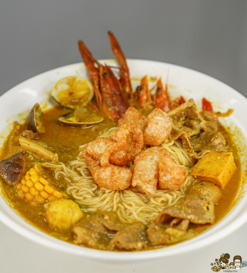 女巫泰泰 泰國 泰式 南洋 獨創 獨特 高雄麵食 牛肉麵 泰式奶茶 美食推薦 必吃