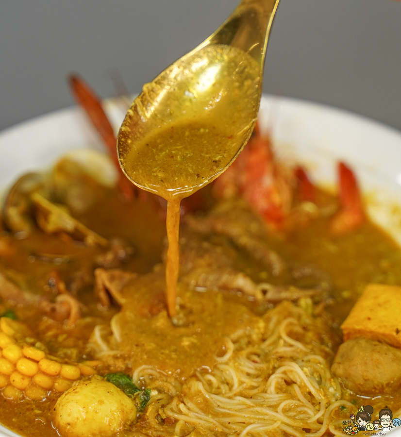 女巫泰泰 泰國 泰式 南洋 獨創 獨特 高雄麵食 牛肉麵 泰式奶茶 美食推薦 必吃