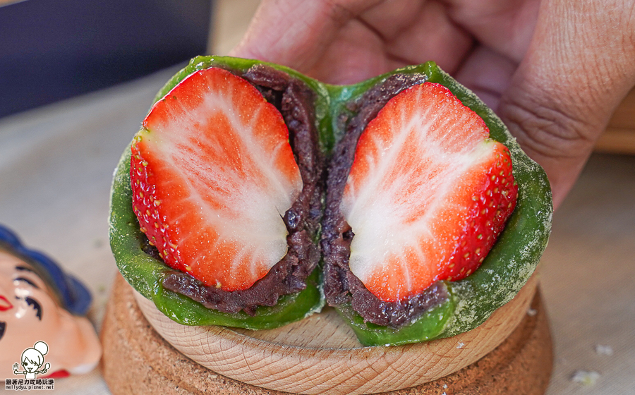 高雄伴手禮 春節禮盒 伴手禮 宅配 高雄美食 高雄團購 手工 麻糬 大福 草莓 限定